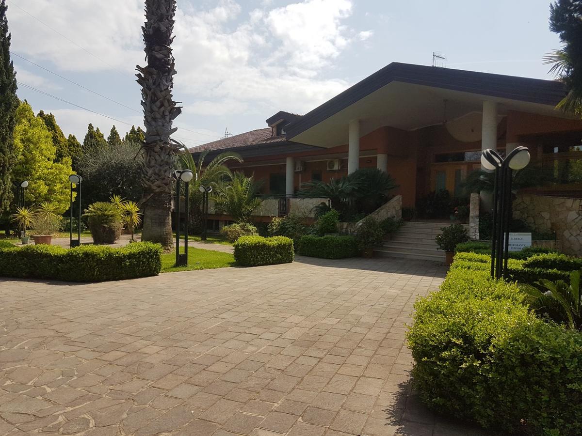 Agriturismo Terre Delle Monache 庞特卡格纳诺 外观 照片