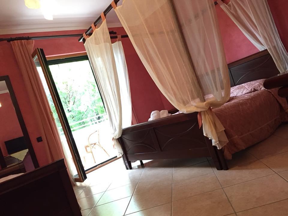 Agriturismo Terre Delle Monache 庞特卡格纳诺 外观 照片